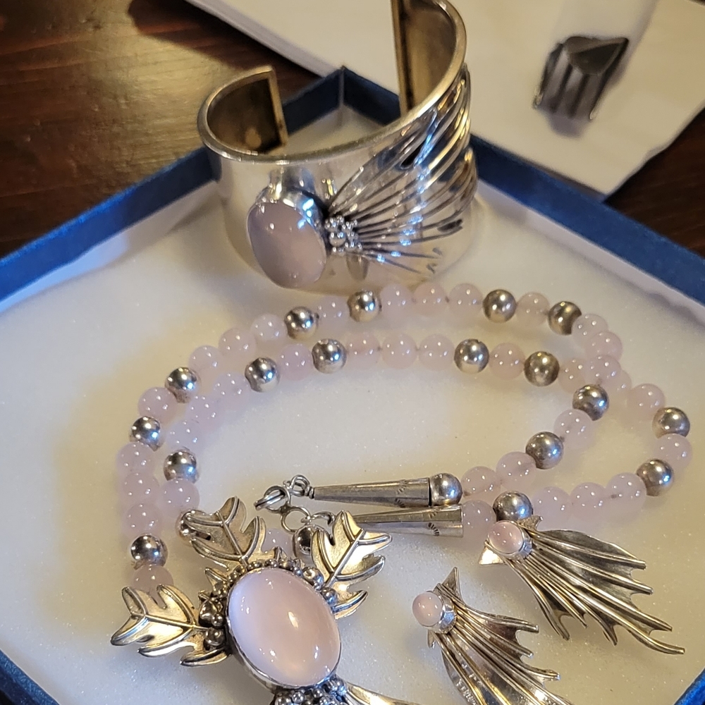 Gorgeous Sterling Silver & Rose Quartz Carol Felley Necklace Earrings & Bracelet